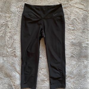 Nike Women's Power Training Capri Leggings